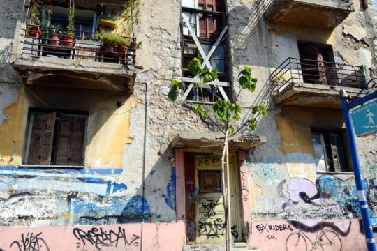 Στο ΤΑΙΠΕΔ τα Προσφυγικά της λεωφόρου Αλεξάνδρας