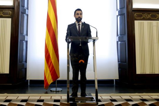 Κι άλλη παραίτηση για άρση του αδιεξόδου στην Καταλονία