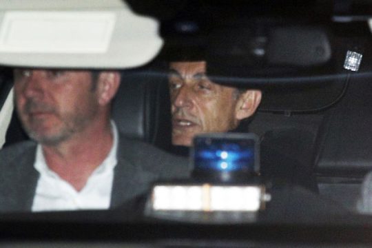 Ο Σαρκοζί… στο κελί 33
