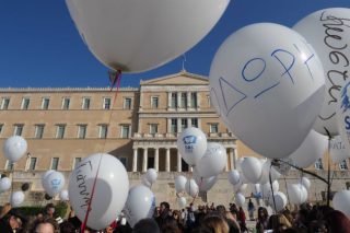 Ζητούν να γίνει κακούργημα η εγκατάλειψη θύματος τροχαίου