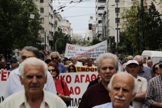 Στον Συνήγορο του Πολίτη για την ασφάλιση