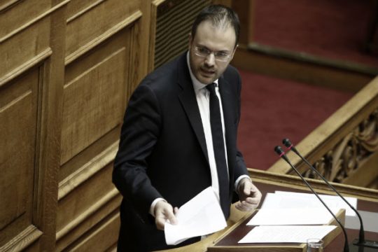 «Σήκωσε τα χέρια»