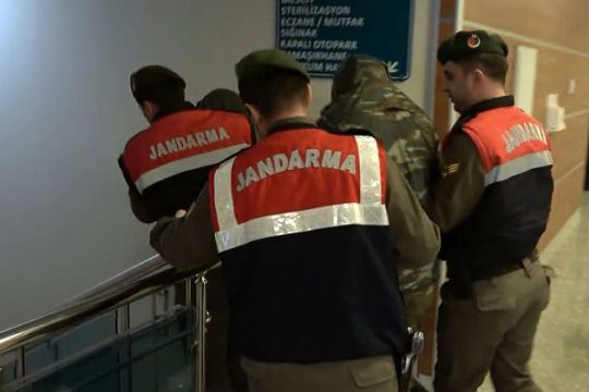 Χαμηλοί τόνοι και μηνύματα στην Άγκυρα
