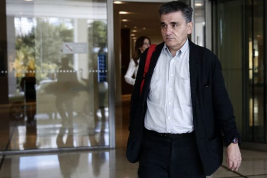 Κλειδώνει η δόση, τον Απρίλη η συζήτηση για χρέος