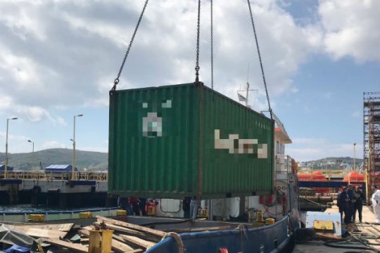 Έξι συλλήψεις για φορτίο με 25 εκατ. λαθραία τσιγάρα