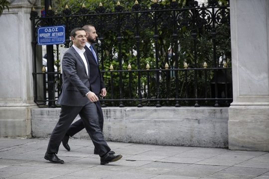«Αυλικά» τινά