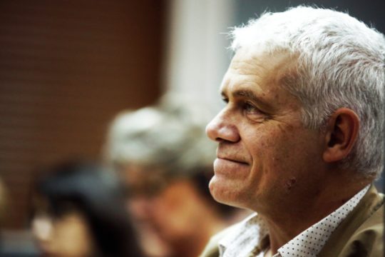 Τον αποδοκιμάζει και το ίδιο του το κόμμα