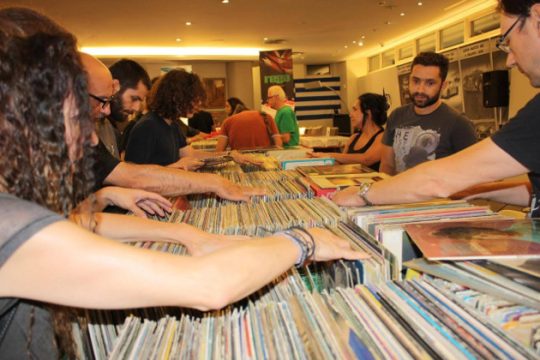To Vinyl Is Back γίνεται πέντε ετών