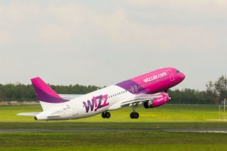 Με προσφορές από 15 ευρώ ξεκινά η Wizz Air