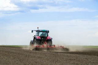 Καταστροφική η Mercosur, φωνάζουν αγρότες και αντιπολίτευση