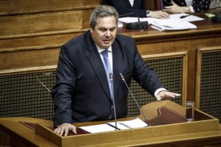 Βολές κατά ΝΑΤΟ, στήριξη σε Κουβέλη