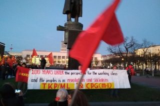 «Οχι στον πόλεμο, οι λαοί μας δεν έχουν τίποτα να χωρίσουν»
