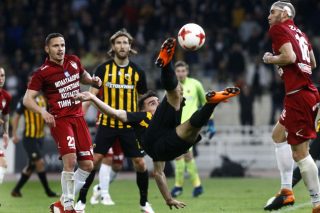 Είναι τρελός ο Λάζαρος