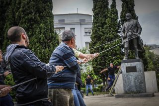 Το άγαλμα του… ΤρουΜΑΤ