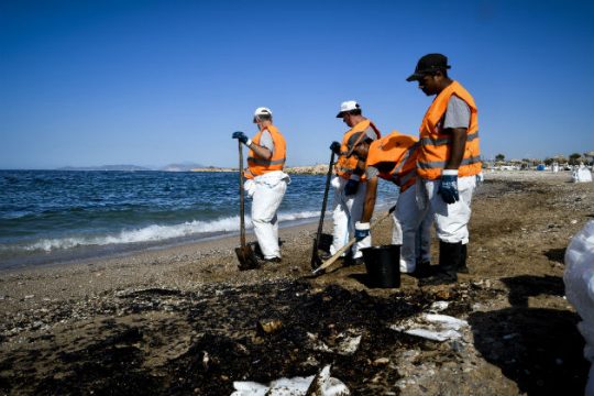 Άρση απαγόρευσης κολύμβησης στις πληγείσες περιοχές λόγω «Αγίας Ζώνης ΙΙ»