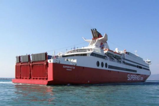 Ταλαιπωρία για εκατοντάδες επιβάτες στο λιμάνι της Καλύμνου