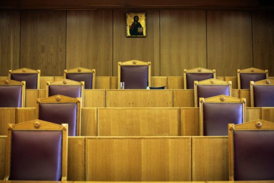 Κρίσιμη απόφαση, με ελάσσονα σύνθεση και με μία ψήφο διαφορά