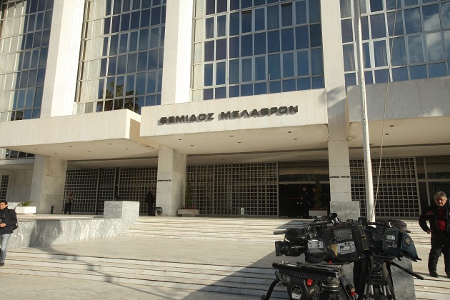 Προαγωγές και μεταθέσεις εισαγγελέων