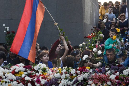 Πολιτικό αδιέξοδο και διαμαρτυρίες στην Αρμενία
