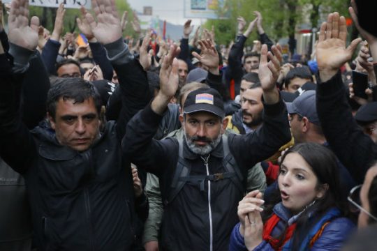 Ανατροπή σκηνικού στην Αρμενία
