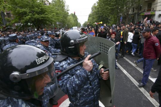 Συνελήφθη ο ηγέτης της αντιπολίτευσης στην Αρμενία