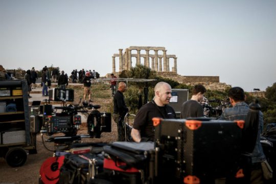Ολοκληρώθηκαν τα γυρίσματα για τη «μικρή τυμπανίστρια» στο Σούνιο