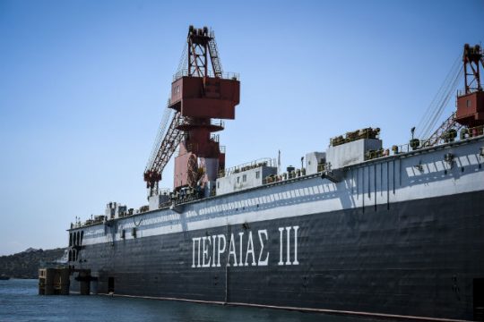 Σε λειτουργία η νέα πλωτή δεξαμενή της Cosco «ΠΕΙΡΑΙΑΣ ΙΙΙ»