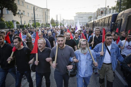 Δύο συλλαλητήρια, κοινά αιτήματα