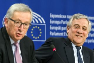 Πυρ… ομαδόν από Ευρώπη για τους δύο στρατιωτικούς