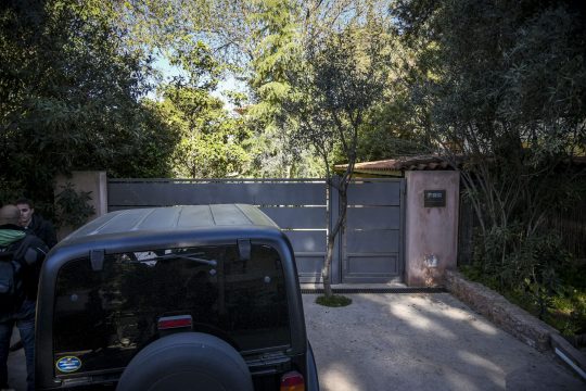 Σε κρίσιμη κατάσταση επιχειρηματίας που έπεσε θύμα ληστείας
