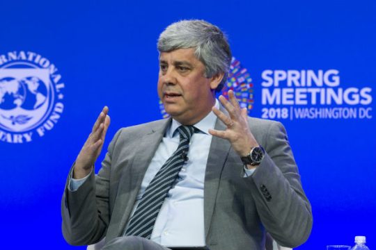 «Βρισκόμαστε πολύ πιο κοντά σε συμφωνία για το χρέος»