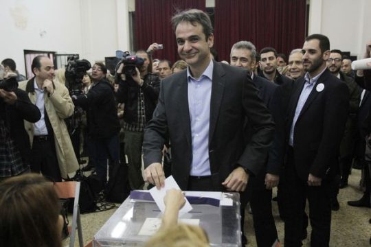 Aναβολή με τον φόβο του διχασμού