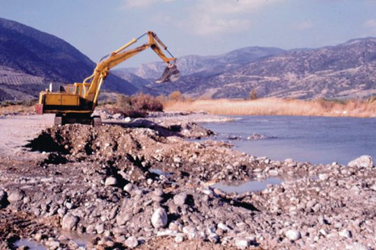 Νεκρός εργάτης σε παραλία της Ελούντας