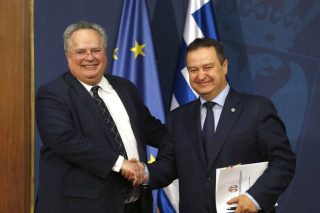 Λύση στο Μακεδονικό με τις ευλογίες της Σερβίας