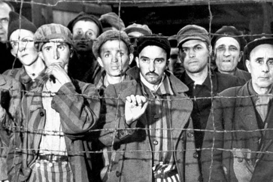 Το Ολοκαύτωμα και η λογοκρισία