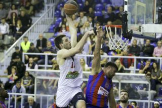 Φουντώνει η μάχη της σωτηρίας