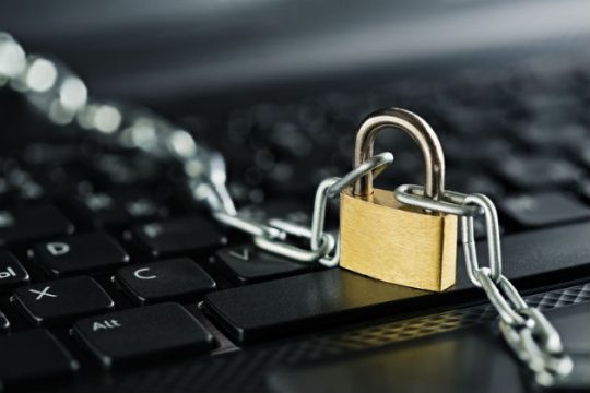 Δύο συλλήψεις για παράνομη διάθεση προσωπικών δεδομένων πολιτών