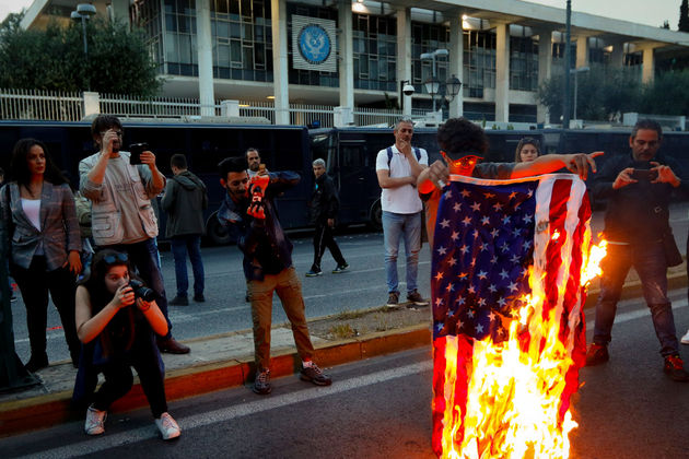 Δυναμική αντιιμπεριαλιστική απάντηση από το ΚΚΕ