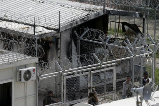 Στους δρόμους για τις συνθήκες στη Μόρια