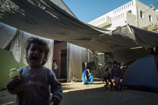 Ψάχνουν αφορμή για ένταση με πρόσφυγες