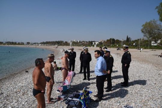 Κολυμπάτε ελεύθερα στον Σαρωνικό