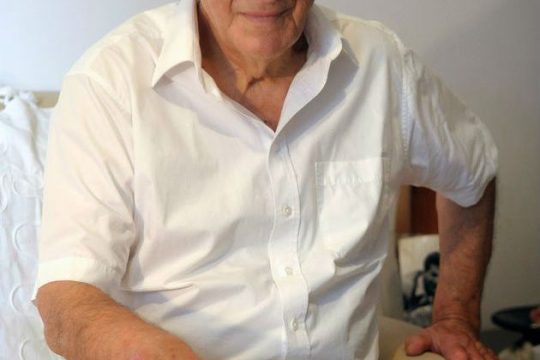 «Σε διαλεκτική σύνδεση με την κινούμενη πραγματικότητα»