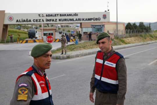 Ο πάστορας που δικάζεται ως «τρομοκράτης»