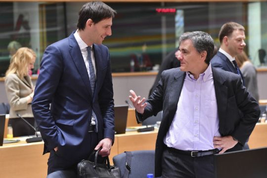 Τέλος τα προαπαιτούμενα & οι αξιολογήσεις όχι όμως η εποπτεία