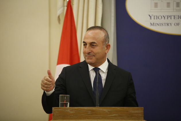 Ο Τσαβούσογλου μιλά για νέο οδικό χάρτη στο Κυπριακό