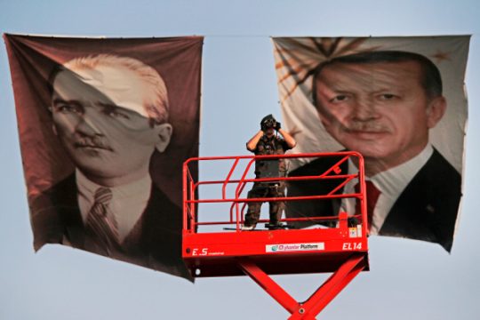 Μπορεί η αντιπολίτευση να «απειλήσει» τον Ερντογάν;