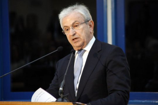 Δέσμευση του ΙΜΟ για μείωση των εκπομπών ρύπων από τα πλοία