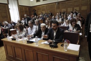 Θετικοί οι περισσότεροι φορείς για την αναδοχή παιδιών από ομόφυλα ζευγάρια