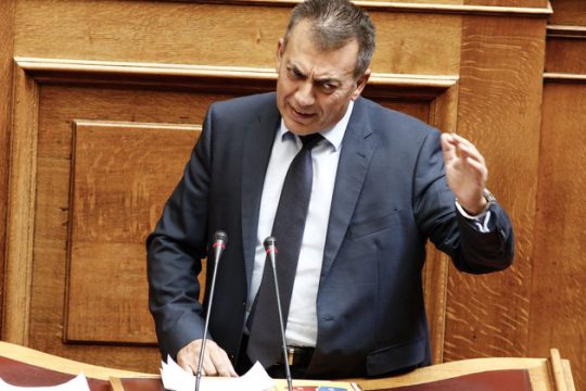 Πήγε για μαλλί, βγήκε… κουρεμένος