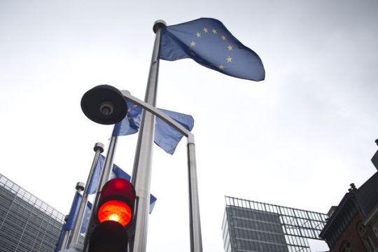 Aποστροφή στο… κοινωνικό πρόσωπο